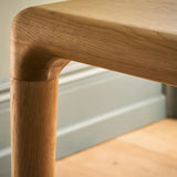 Garden Trading Ellwood Dining Table
