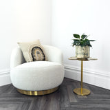 Little Petal Side Table in Gold Metal