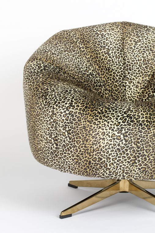 Bold Monkey Where the Sun Doesn’t Shine Lounge Chair – Panther Print