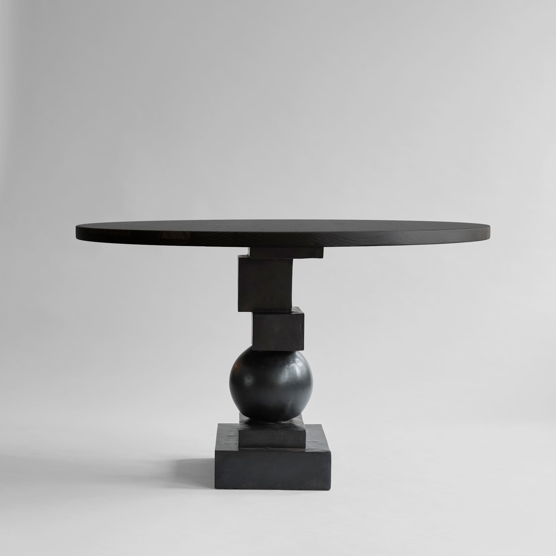 101 Copenhagen Artist Dining Table – Coffee Black
