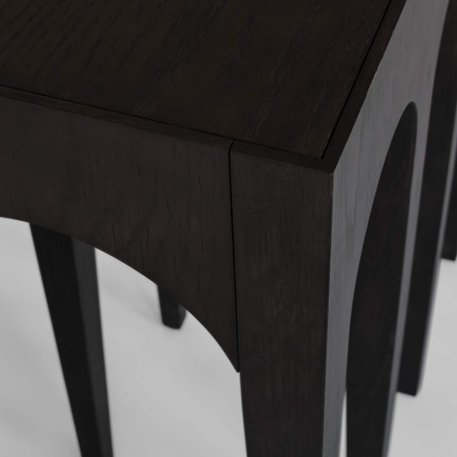 101 Copenhagen Bow Console Table – Small – Coffee Black Oak