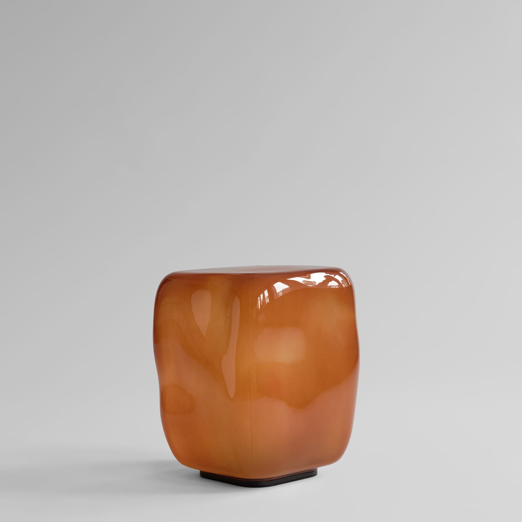 101 Copenhagen Ishi Coffee Table – Mini – Caramel