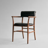 101 Copenhagen Nama Dining Armchair – Classic Brown Oak & Aniline Leather