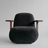 101 Copenhagen Toe Chair with Armrest – Classic Brown Oak & Peat Velvet