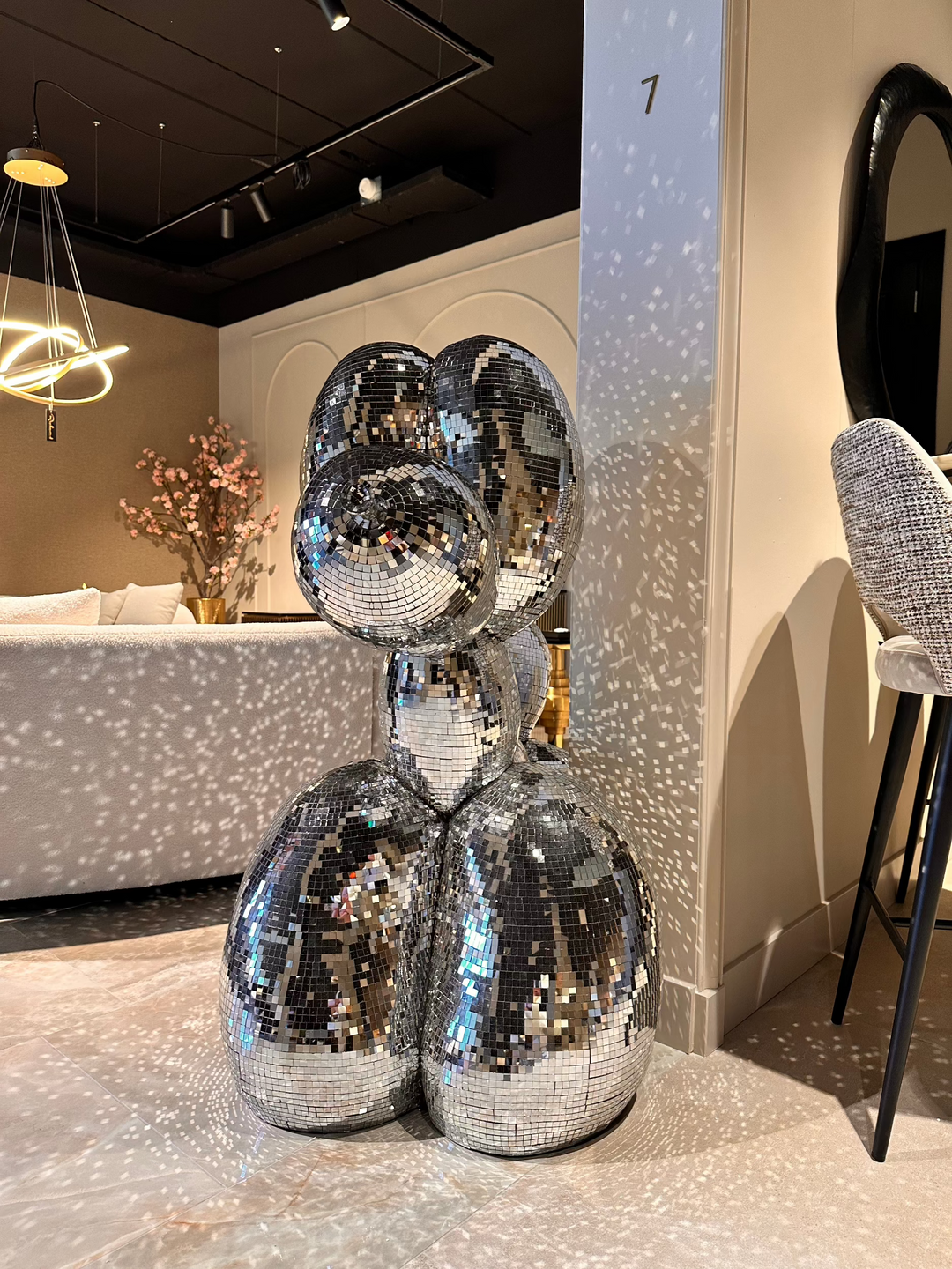 Richmond Interiors Black Mirror Dog Art Decoration – Giant