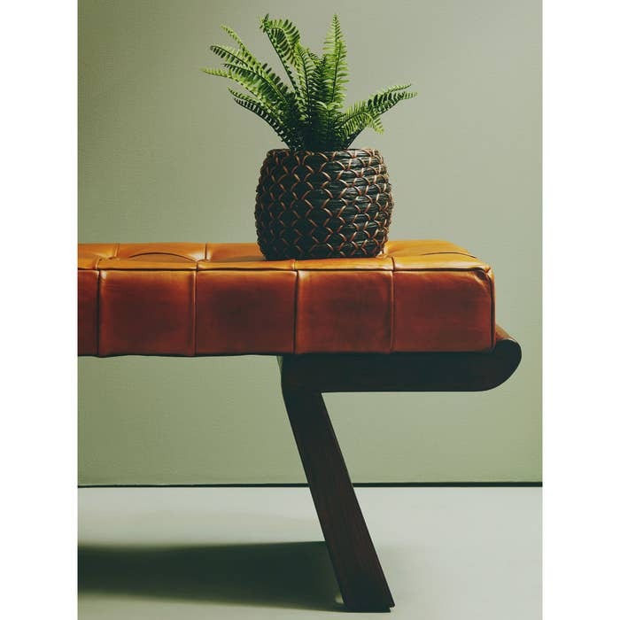 Deveraux Bench – Angular Base