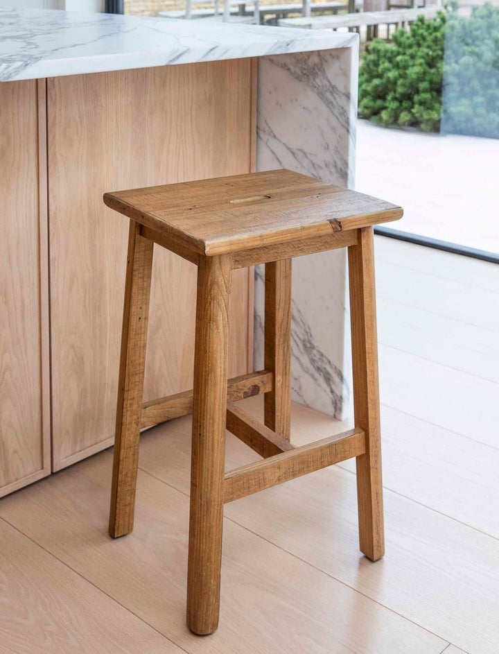 Garden Trading Ashwell Handle Bar Stool – Natural