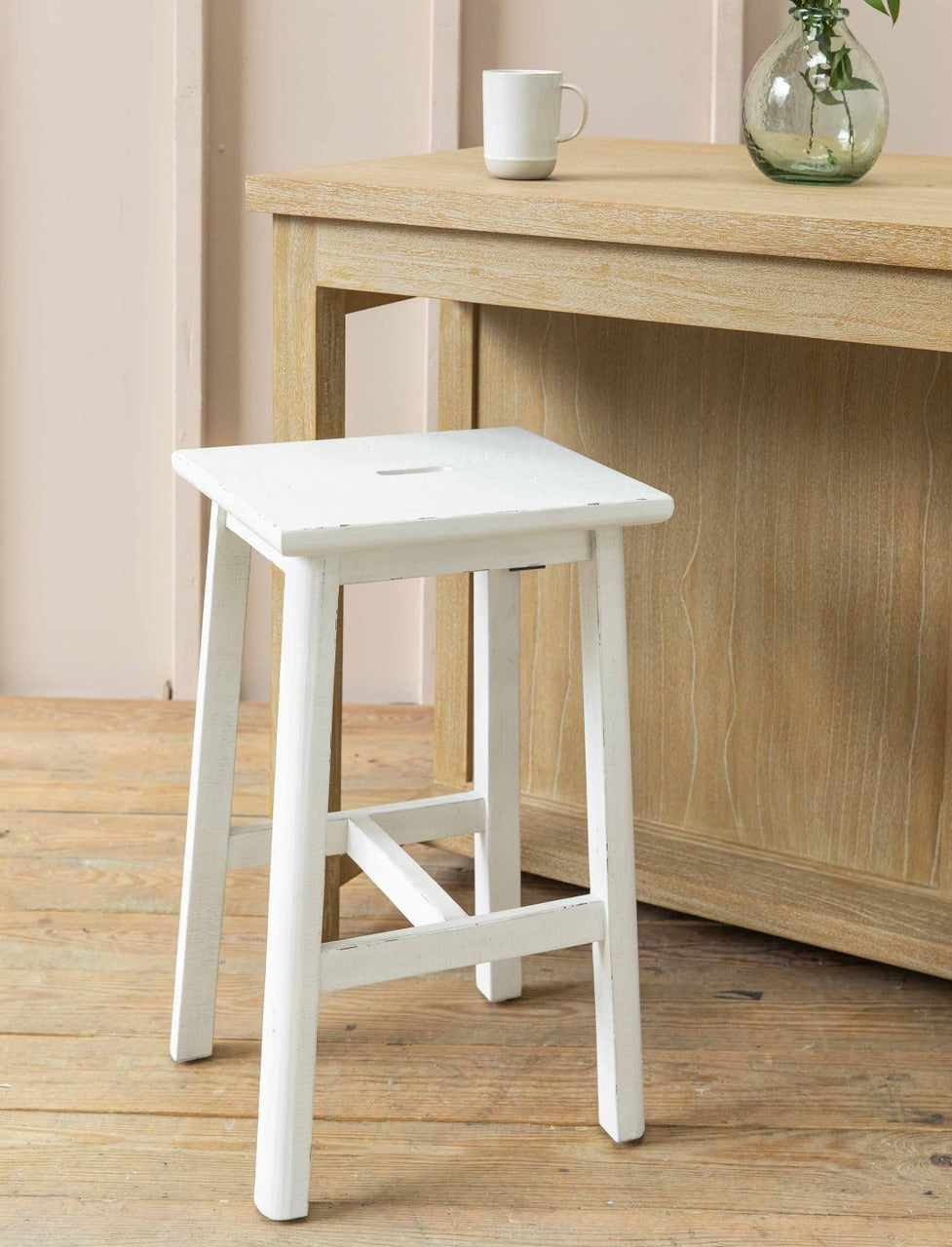 Garden Trading Ashwell Handle Bar Stool – White