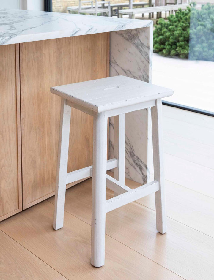 Garden Trading Ashwell Handle Bar Stool – White