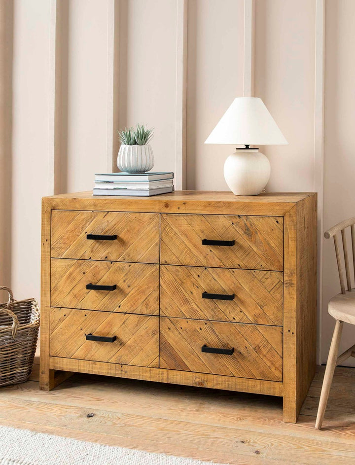 Garden Trading Fawley Chevron Chest of Drawers – Natural