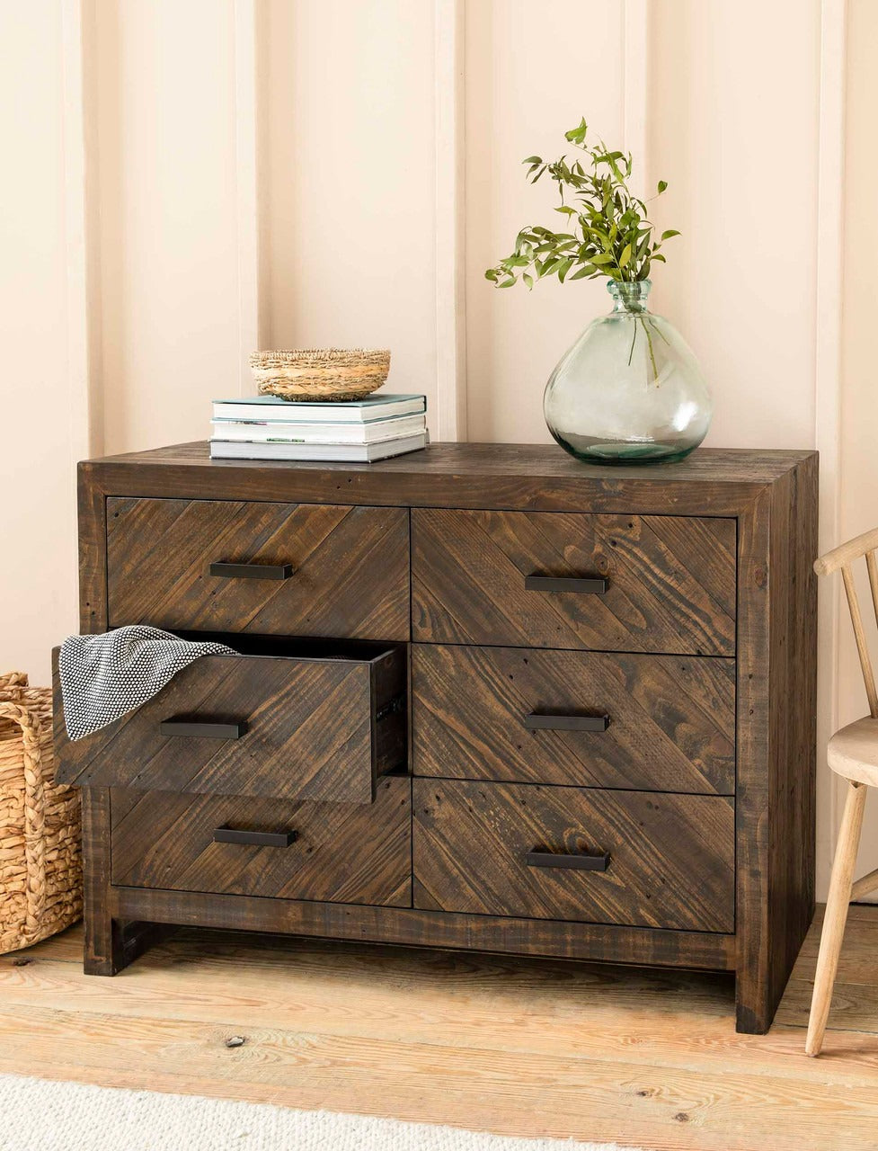 Garden Trading Fawley Chevron Chest of Drawers – Antique Brown