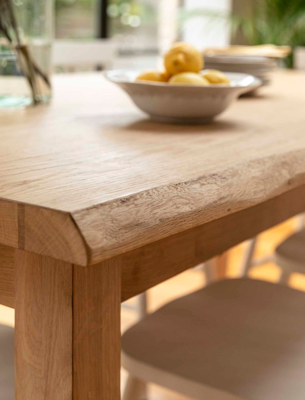 Garden Trading Hambledon Dining Table – Natural Oak