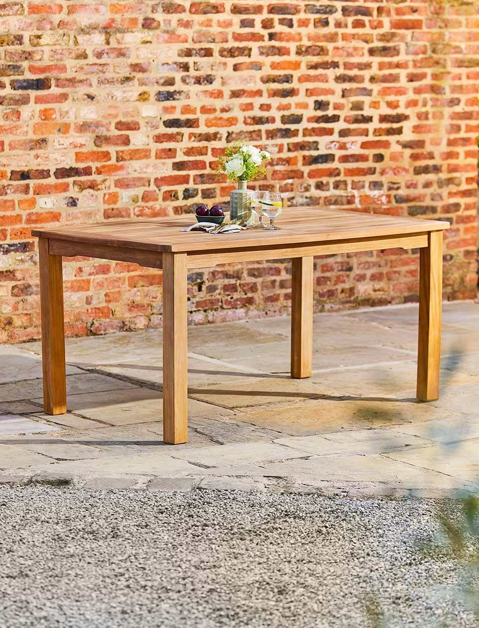 Garden Trading Marbrook Dining Table – 150cm