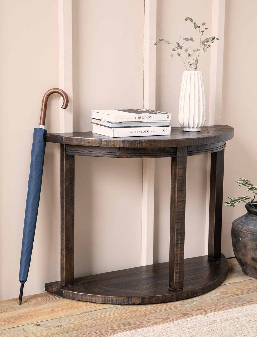 Garden Trading Oxhill Curved Console Table – Antique Brown