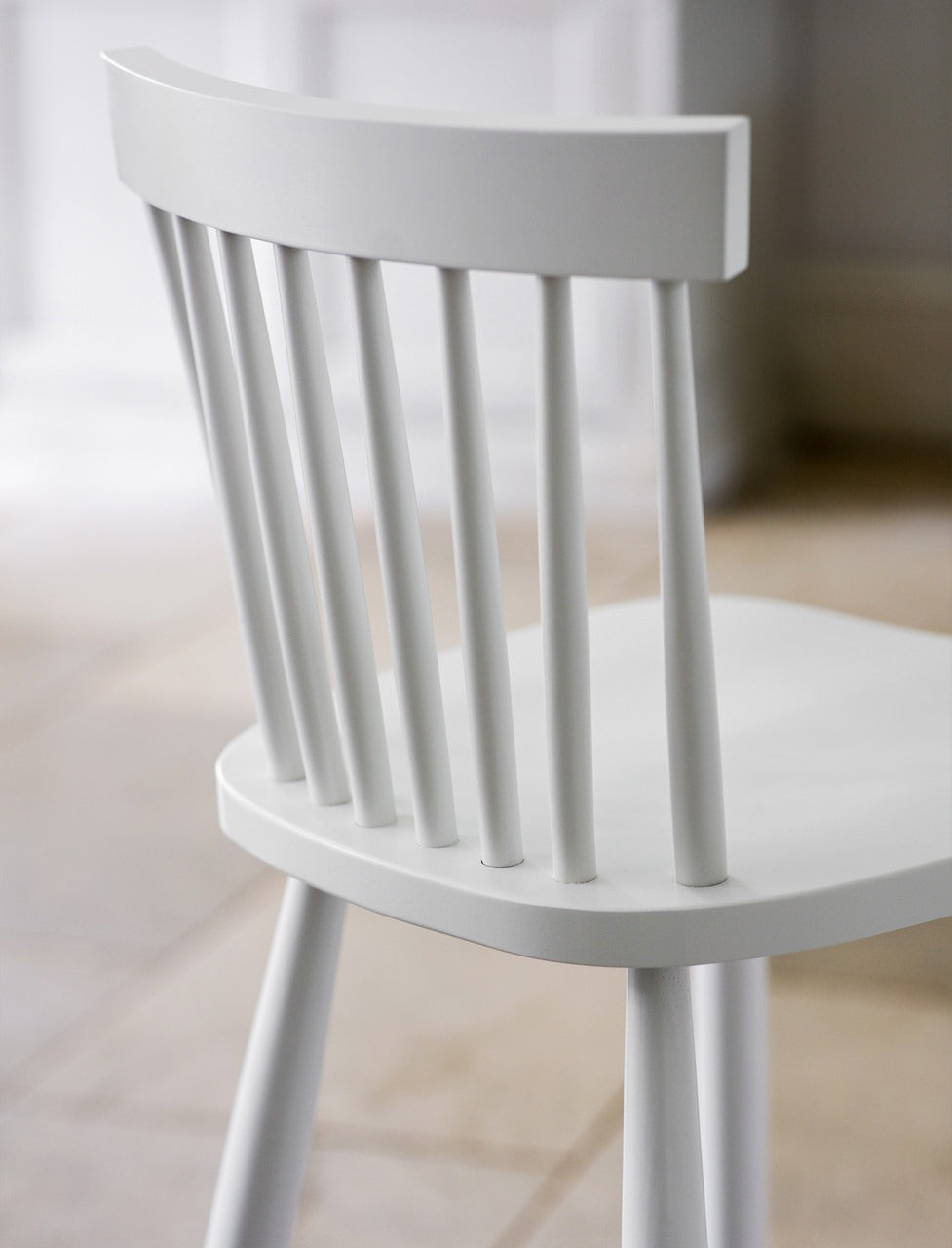 Garden Trading Spindle Bar Stool – Lily White