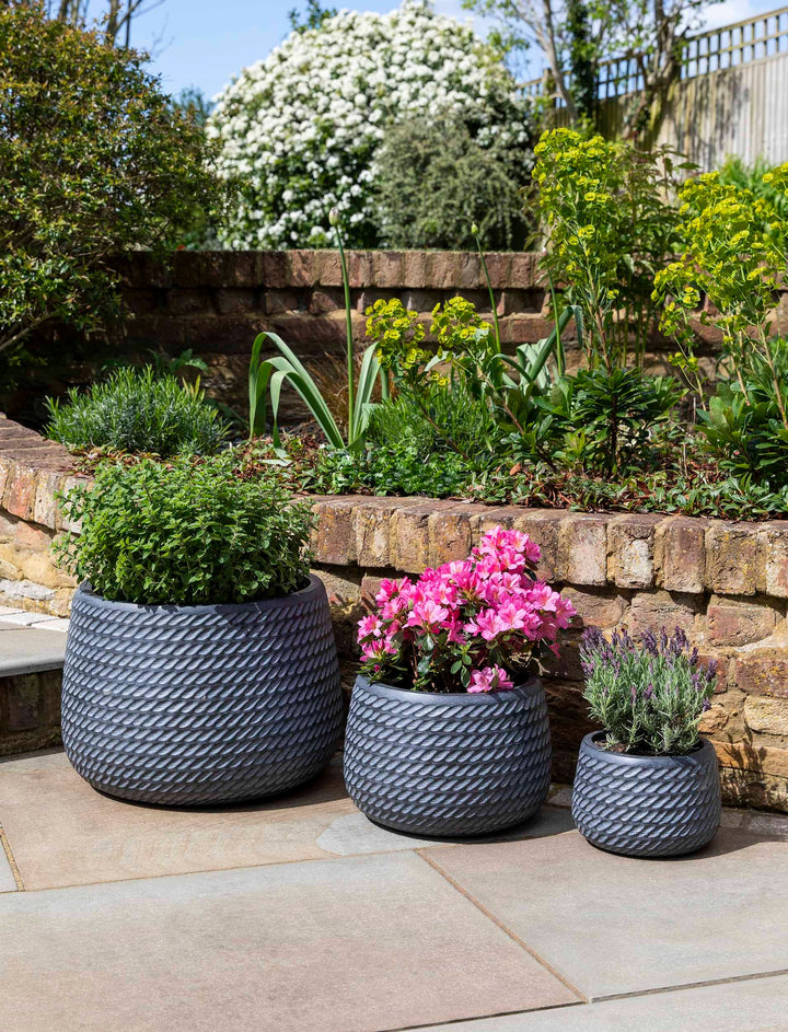 Garden Tading Bramdean Planters – Set of 3 – Grey – Excess Stock