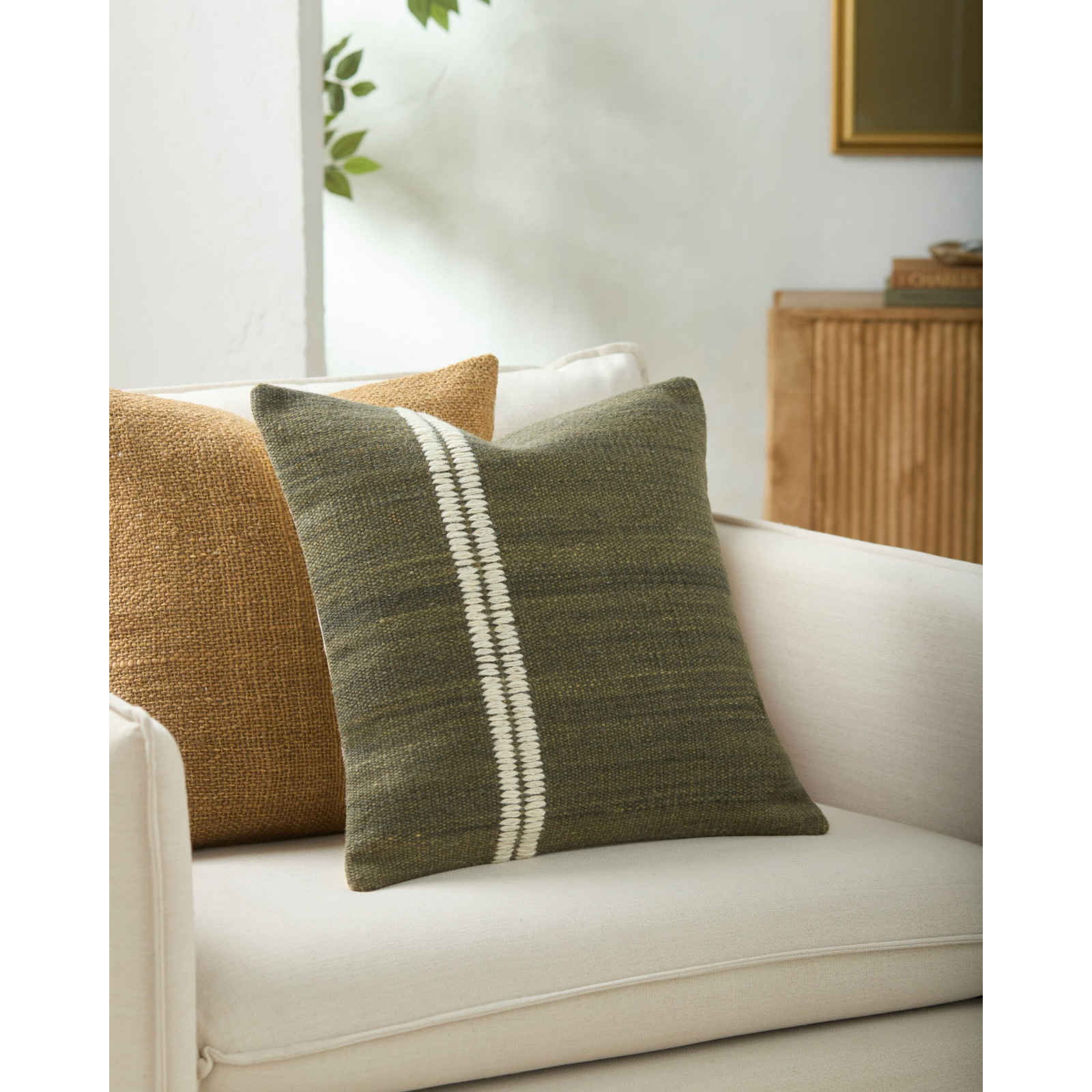 Keiichi Jundah Woven Cushion – Moss