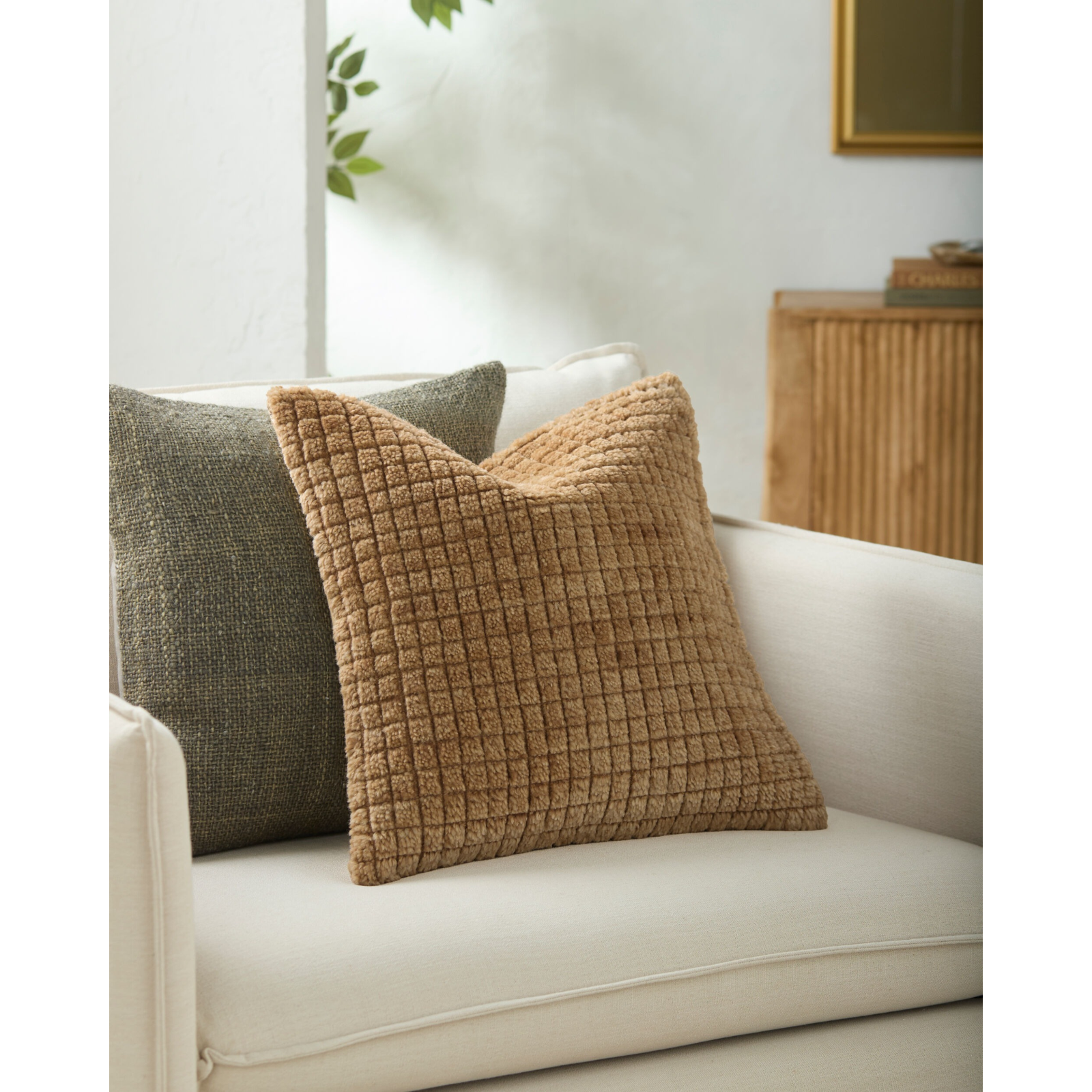 Keiichi Novoli Hand Woven Cushion – Mustard