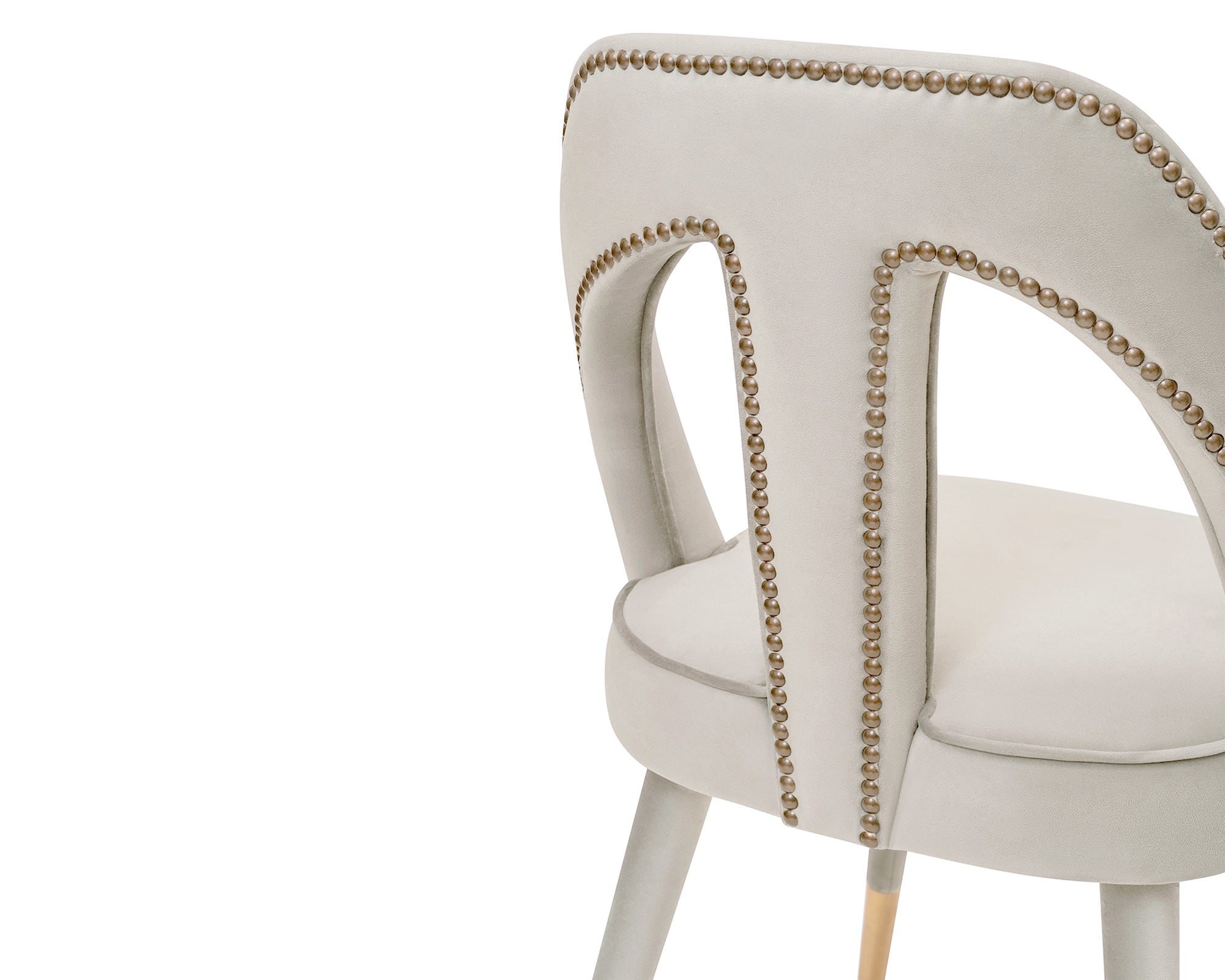 Liang & Eimil Pigalle Chair Kaster Light Grey Velvet