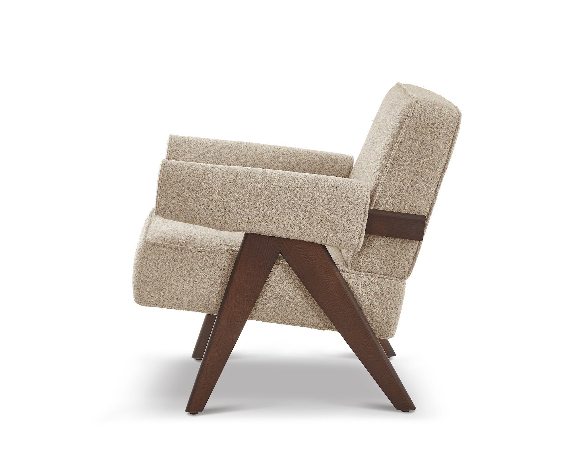 Liang & Eimil Harper Occasional Chair (CRIB 5) – Capela Sand