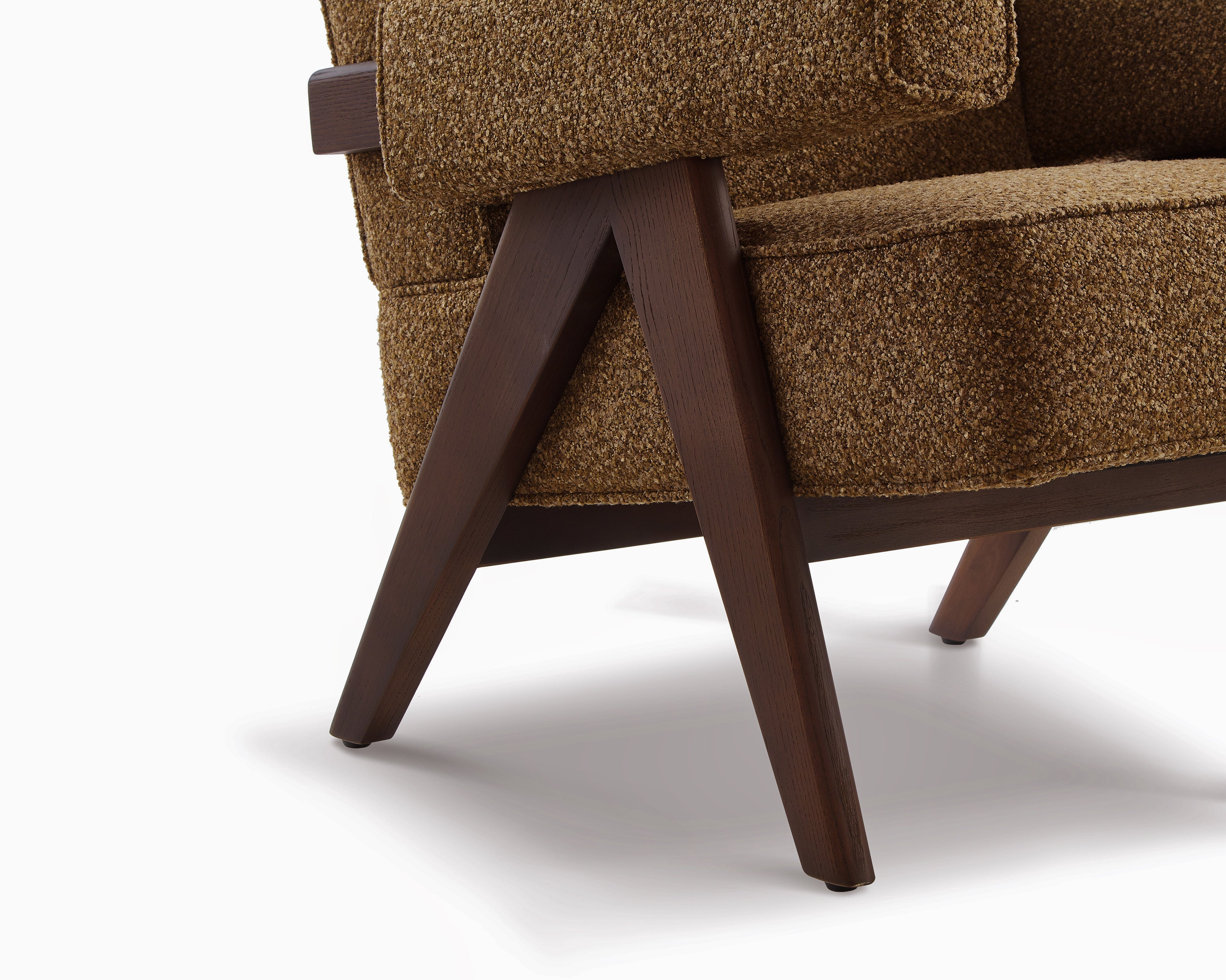 Liang & Eimil Harper Occasional Chair (CRIB 5)  – Capela Fennel Seed