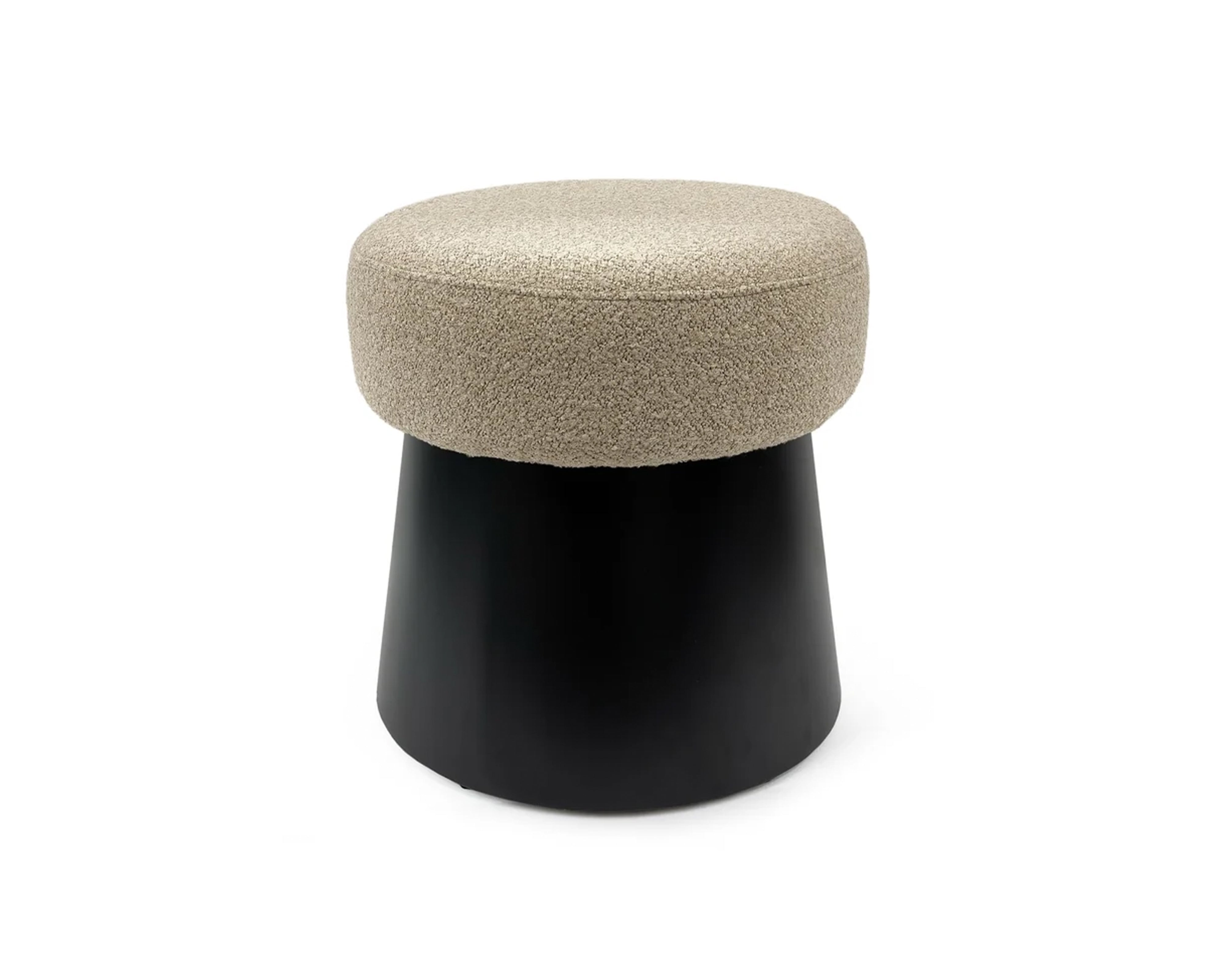 Liang & Eimil Cyrus Stool (CRIB 5) – Capela Sand