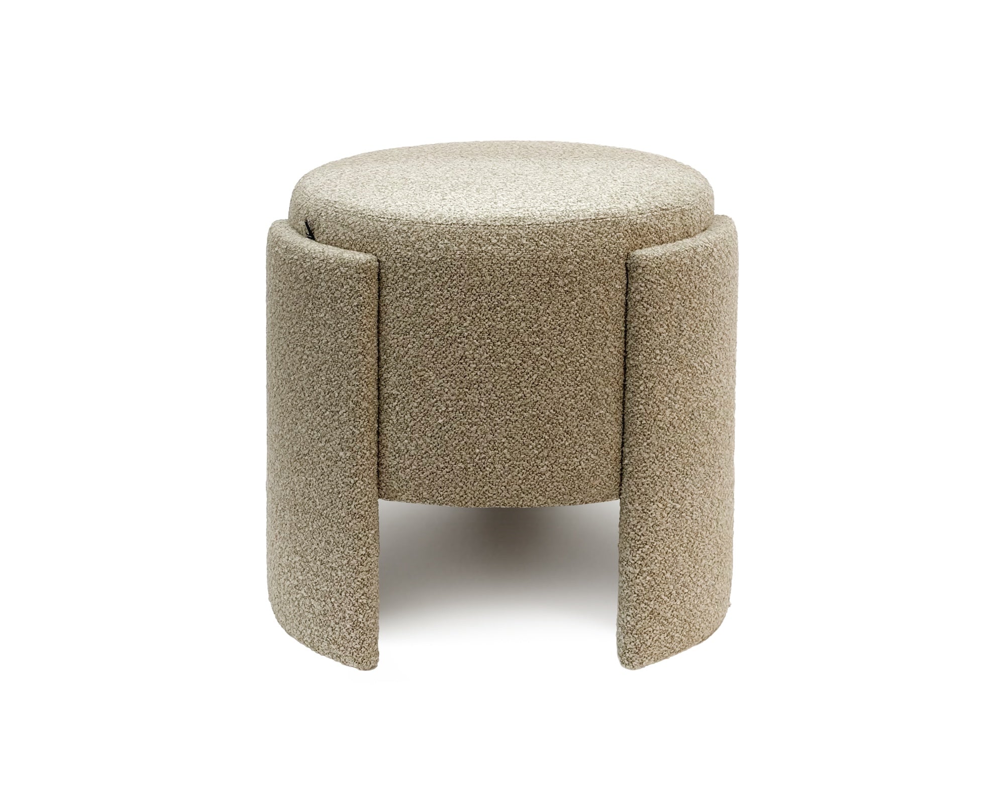 Liang & Eimil Ed Stool (CRIB 5) – Capela Sand