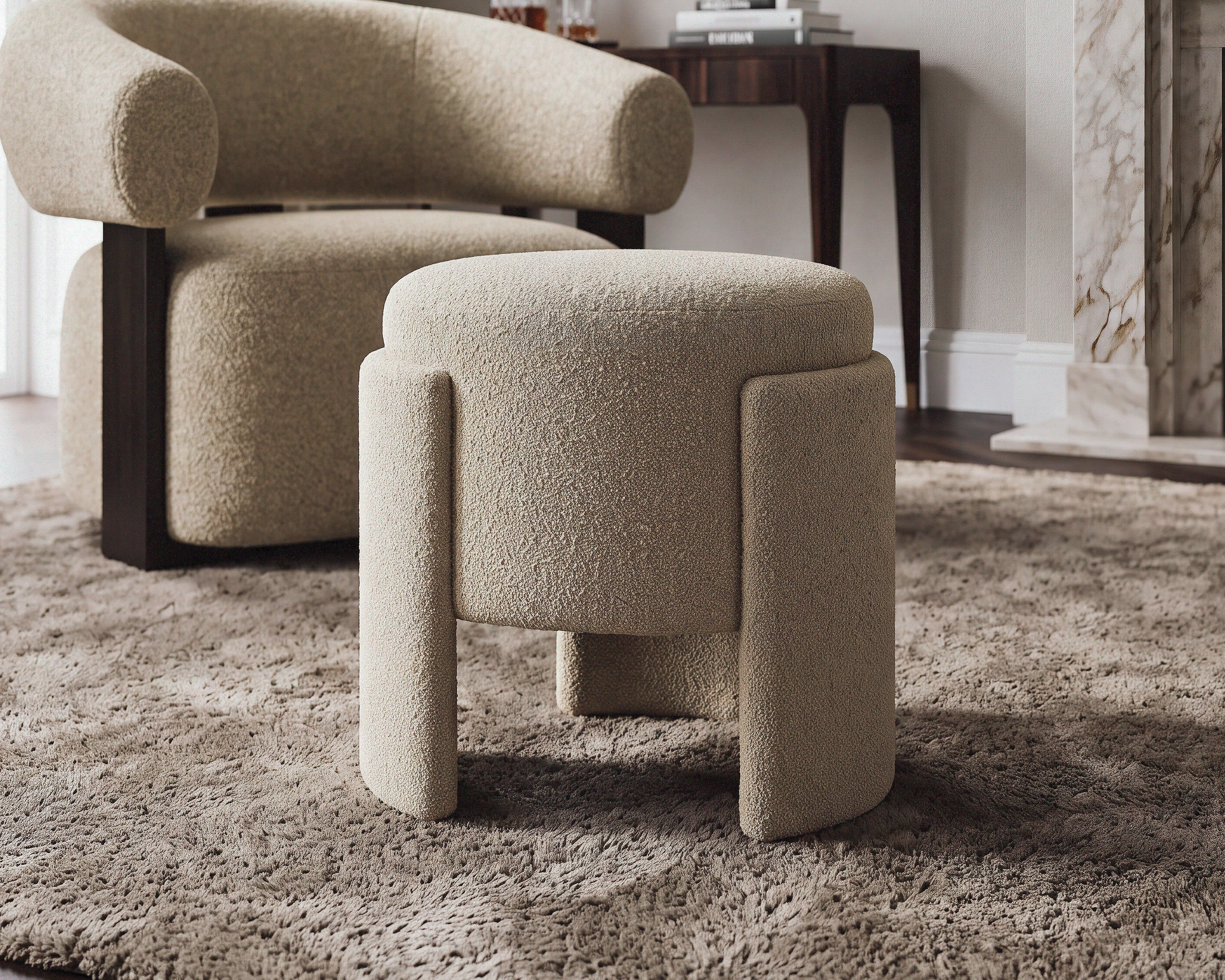 Liang & Eimil Ed Stool (CRIB 5) – Capela Sand