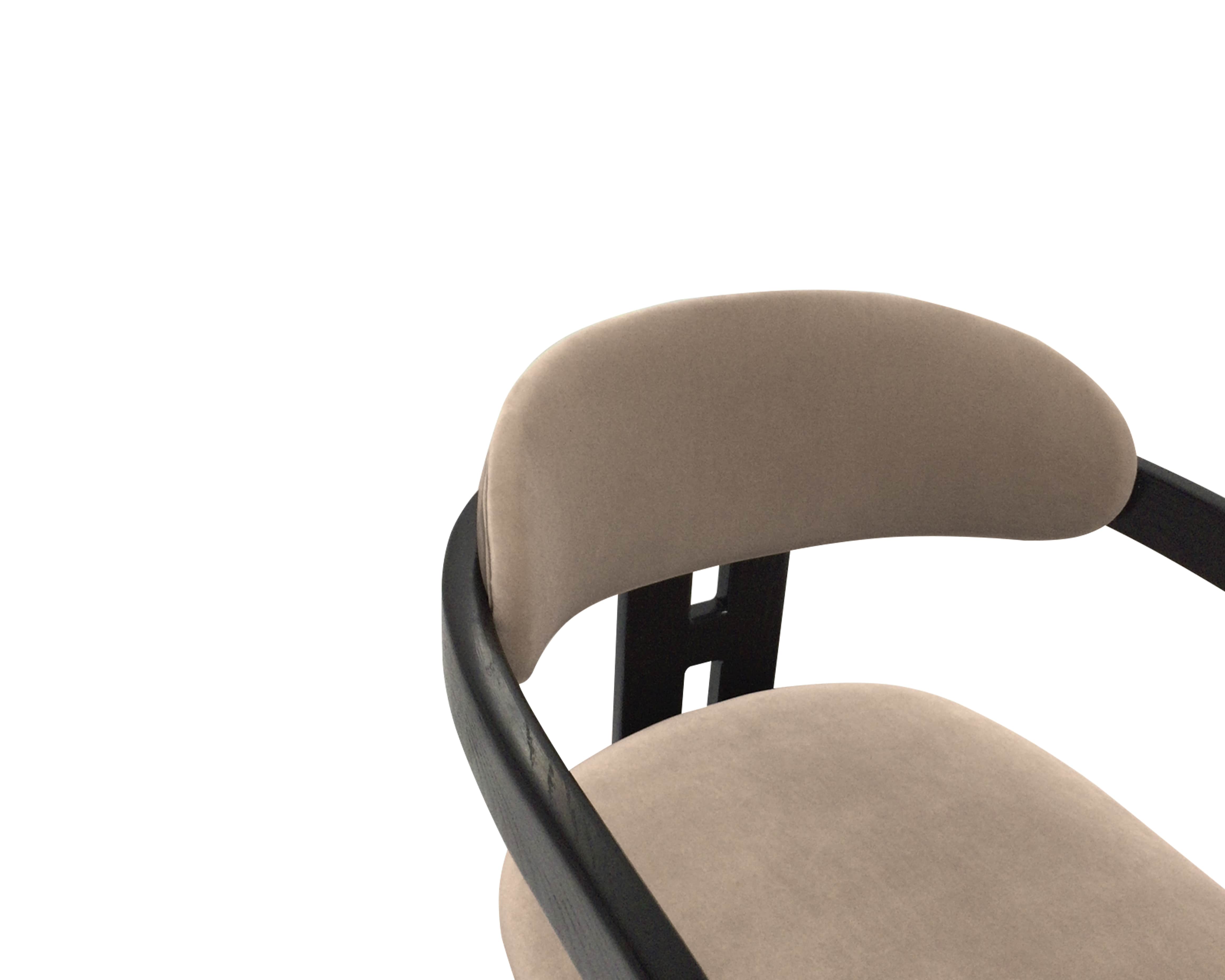 Neo Chair  -  Gainsborough Tobacco