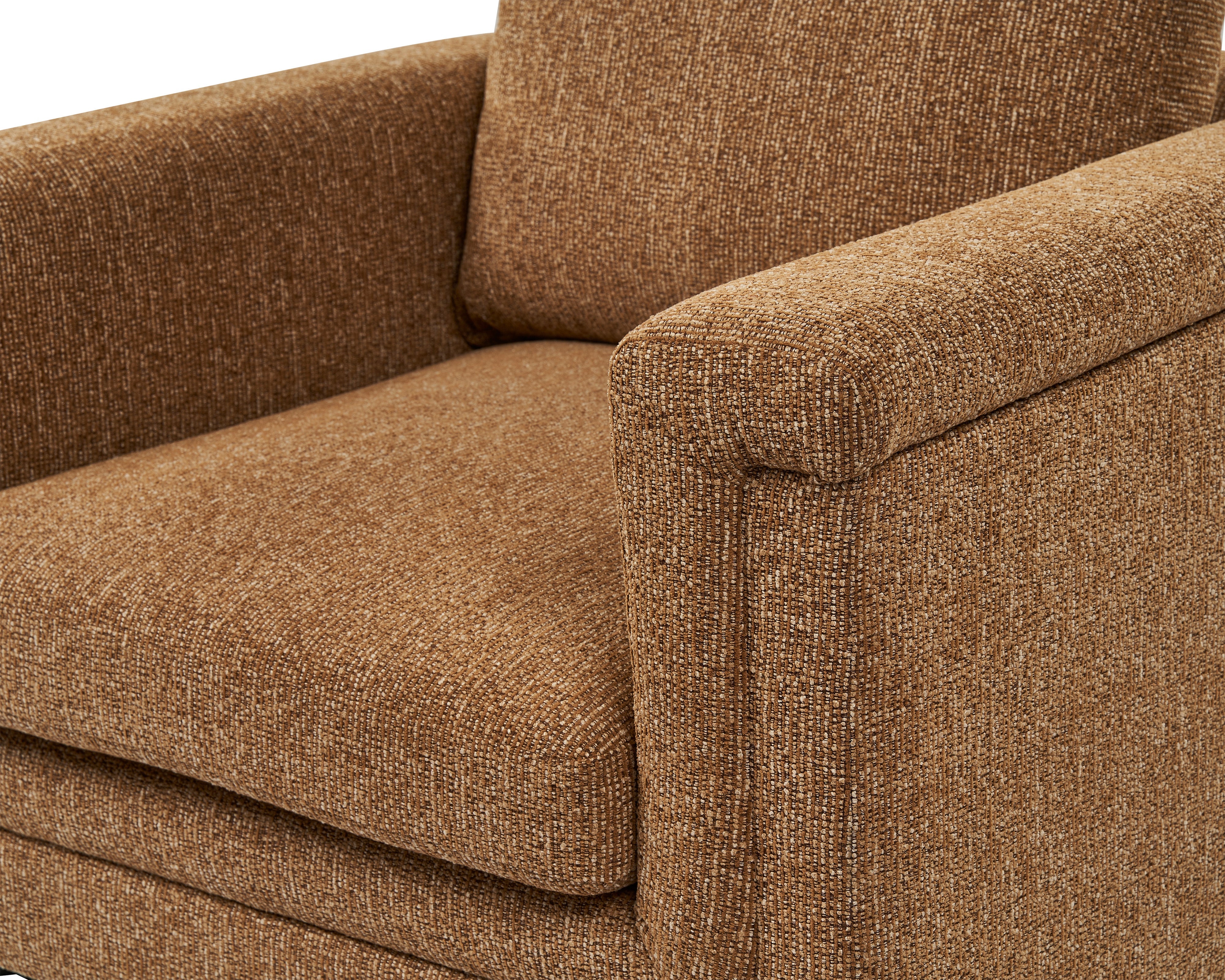 Liang & Eimil Delta Armchair – Bari Amber