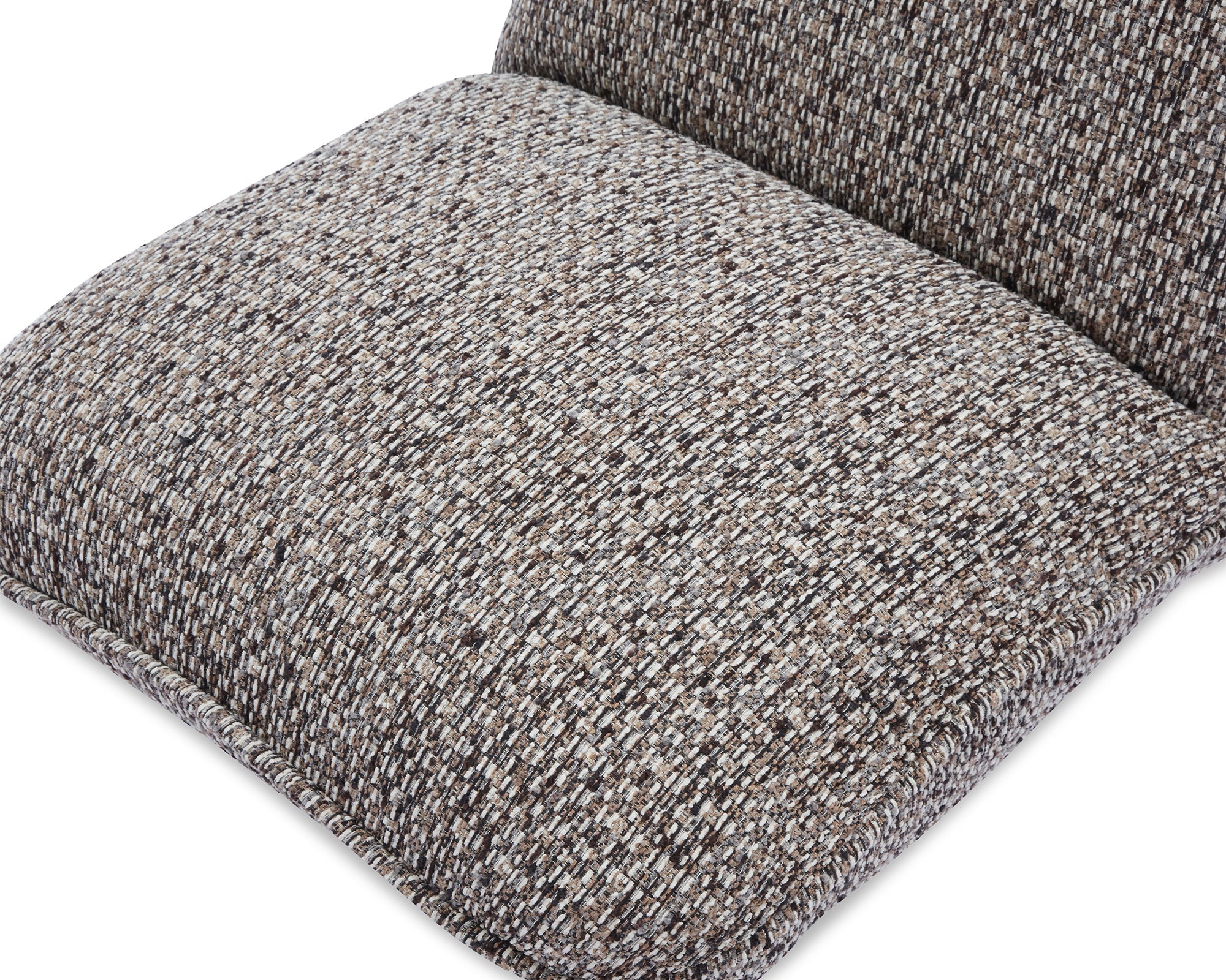 Liang & Eimil Algar Occasional Chair – Tetru Terra