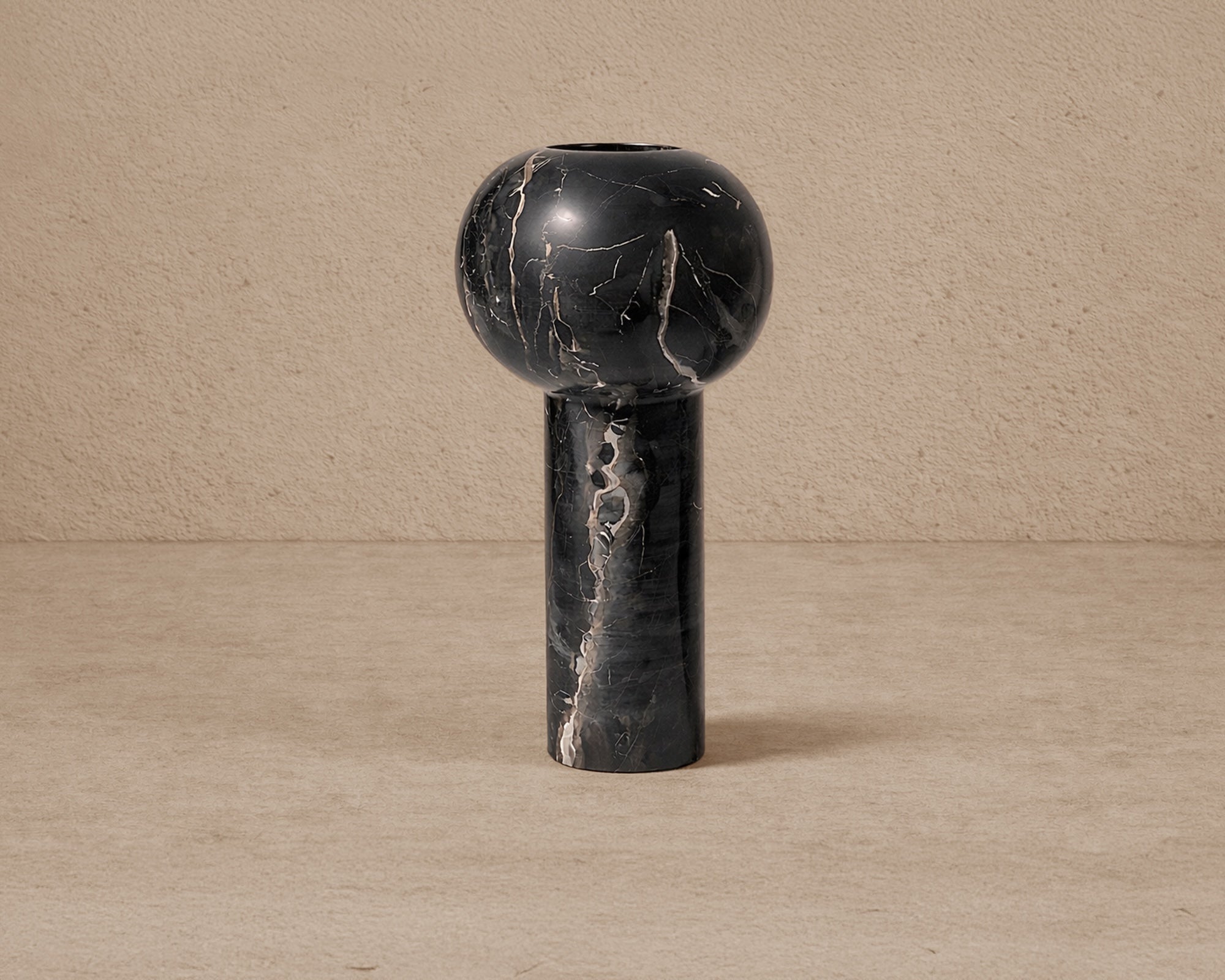 Liang & Eimil Isadora Vase – Large