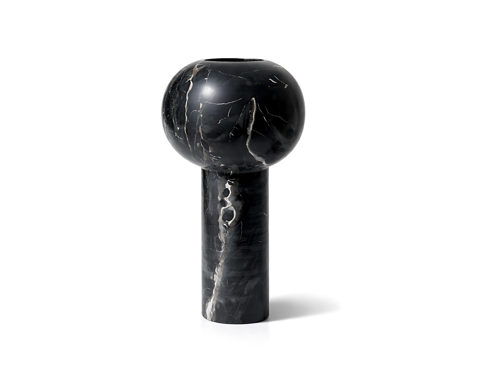 Liang & Eimil Isadora Vase – Large
