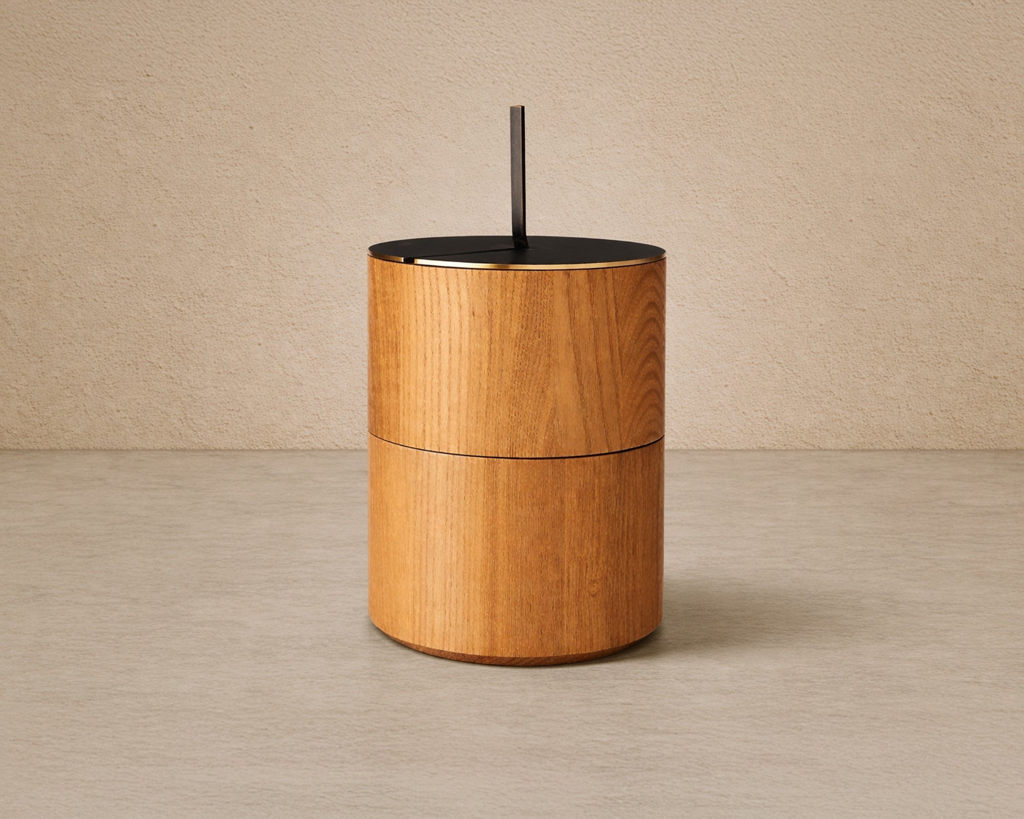 Liang & Eimil Savina Box – Large