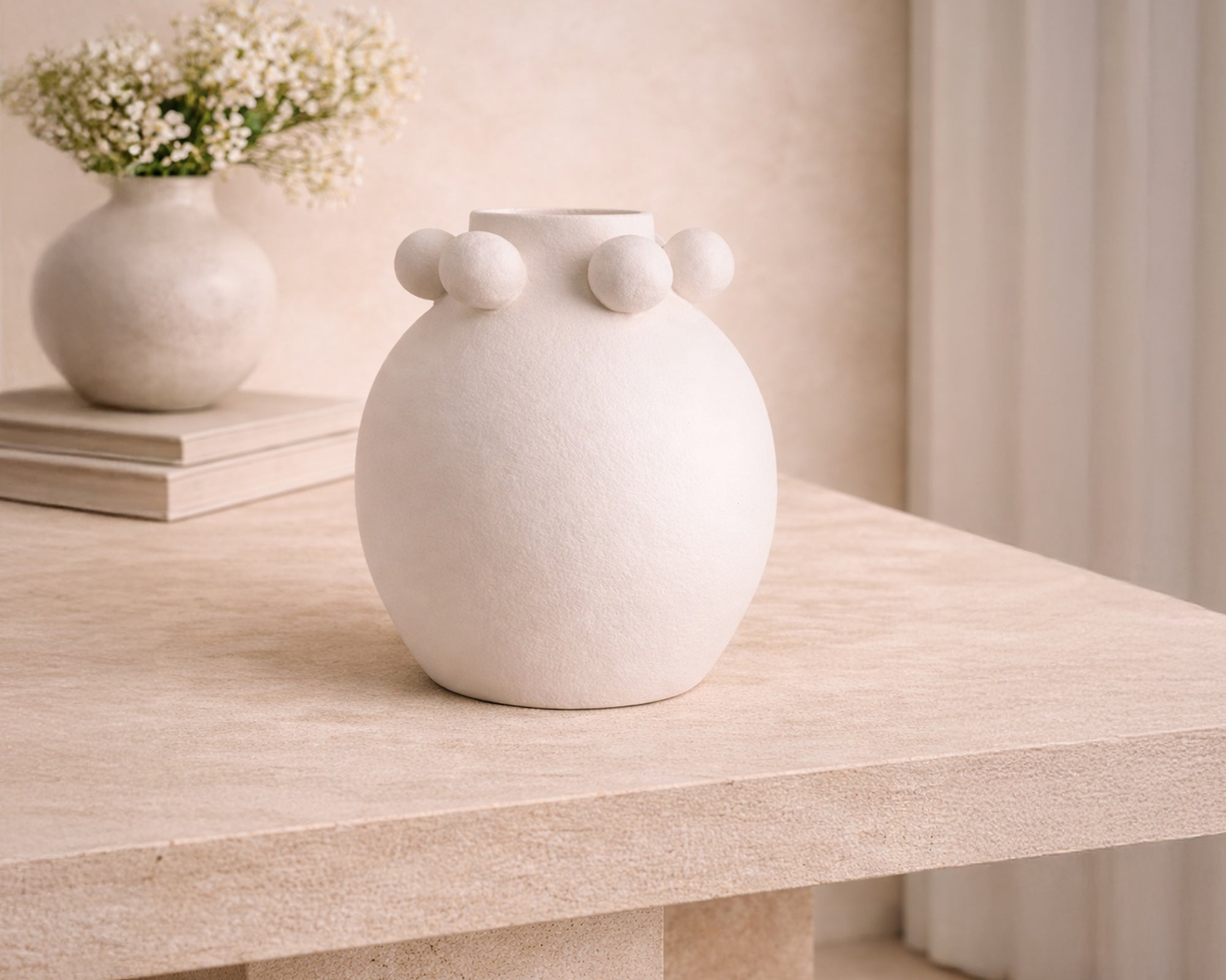 Liang & Eimil Melioro Vase – White Ceramic