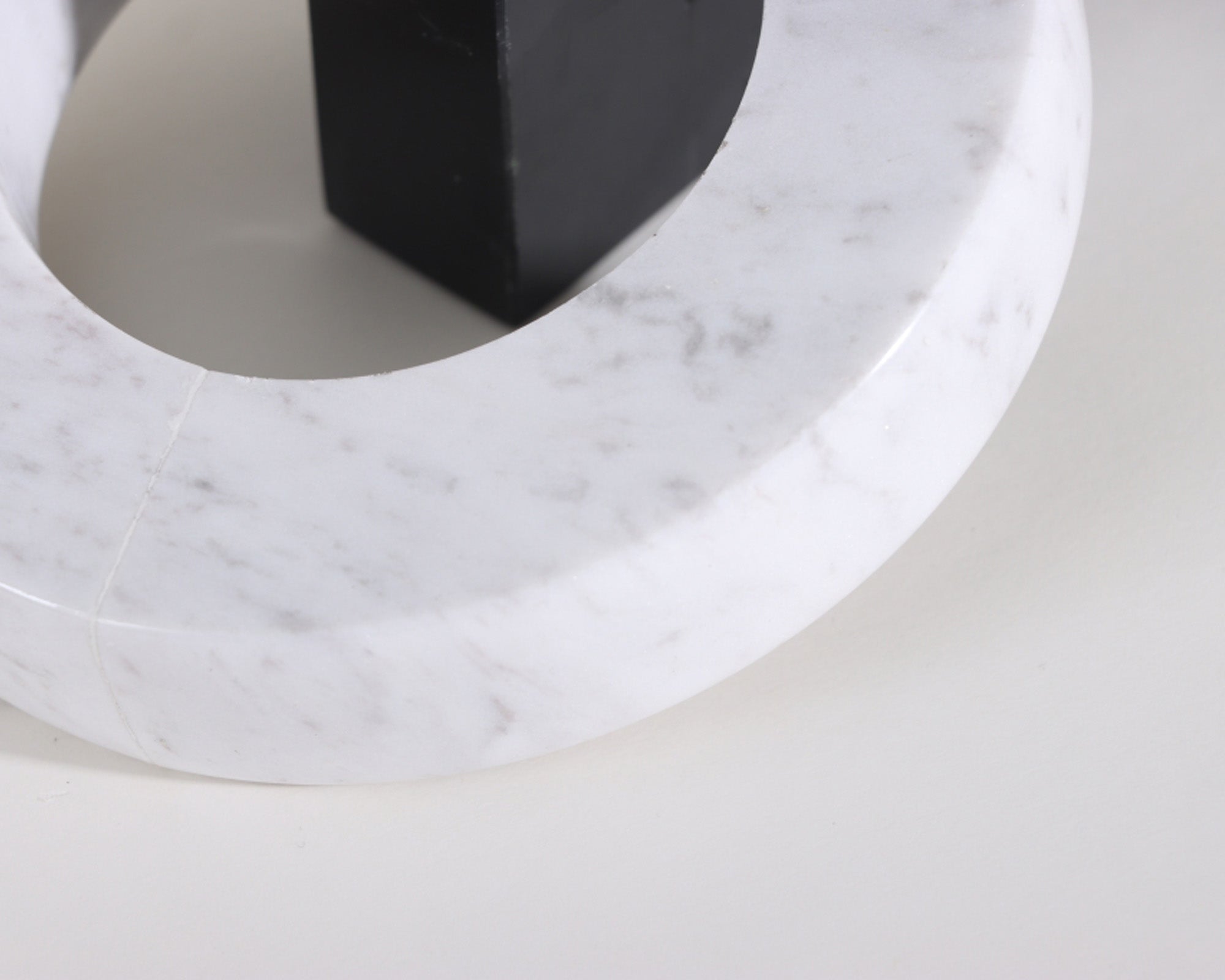 Link Sculpture  -  Black & White Marble