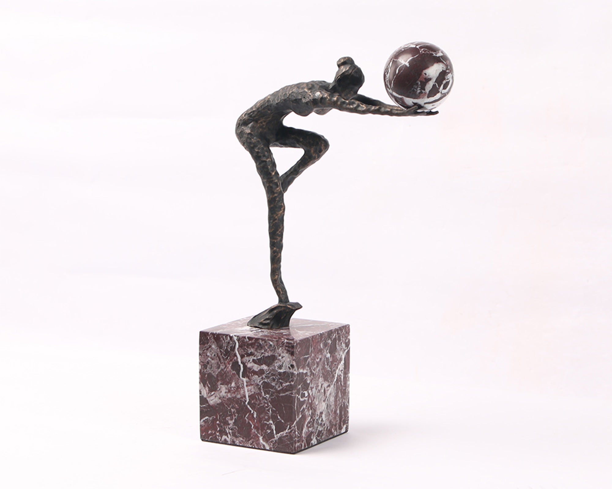 Liang & Eimil Selene Sculpture