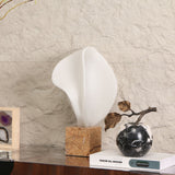 Liang & Eimil Calla Sculpture