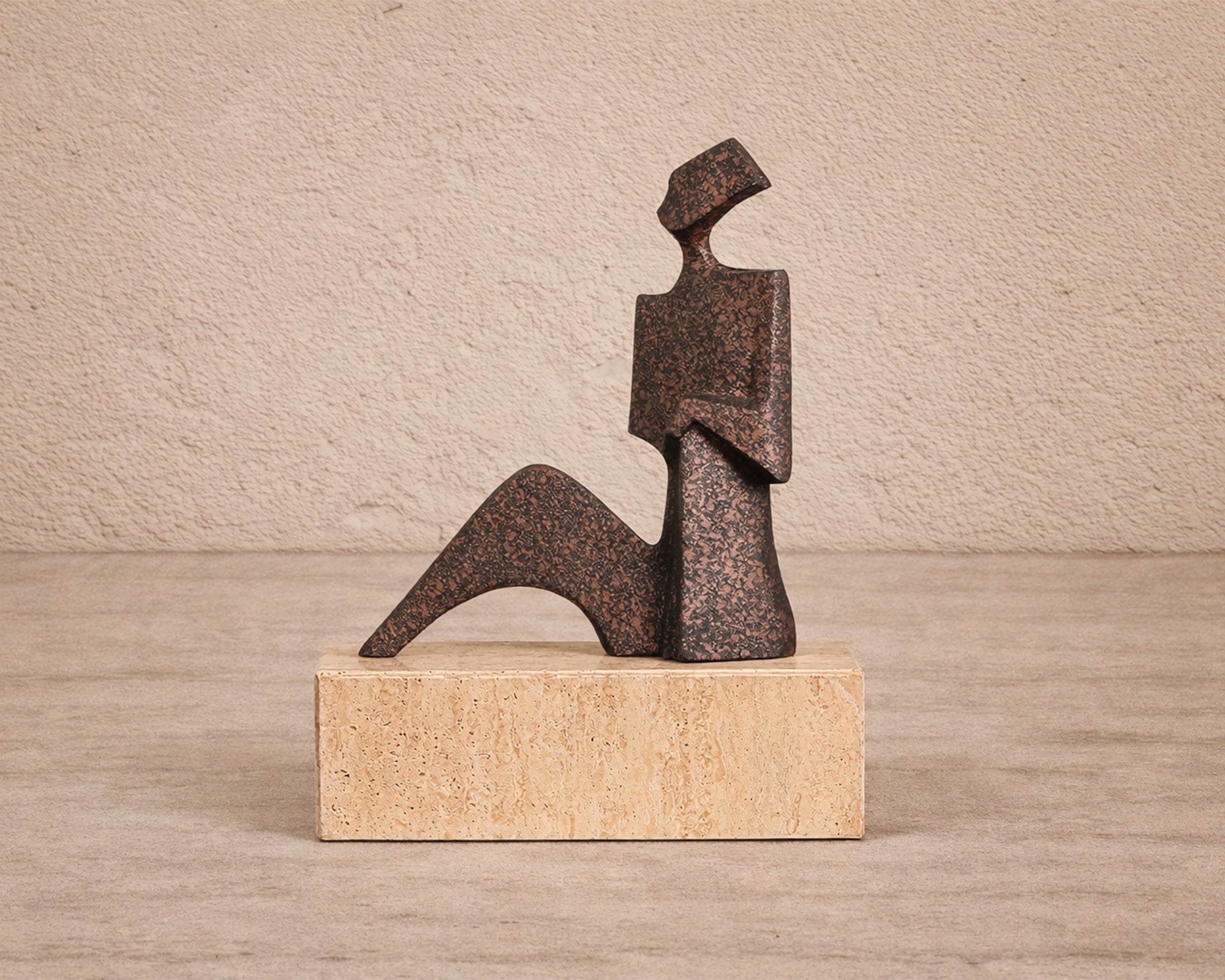 Liang & Eimil Cassia Sculpture
