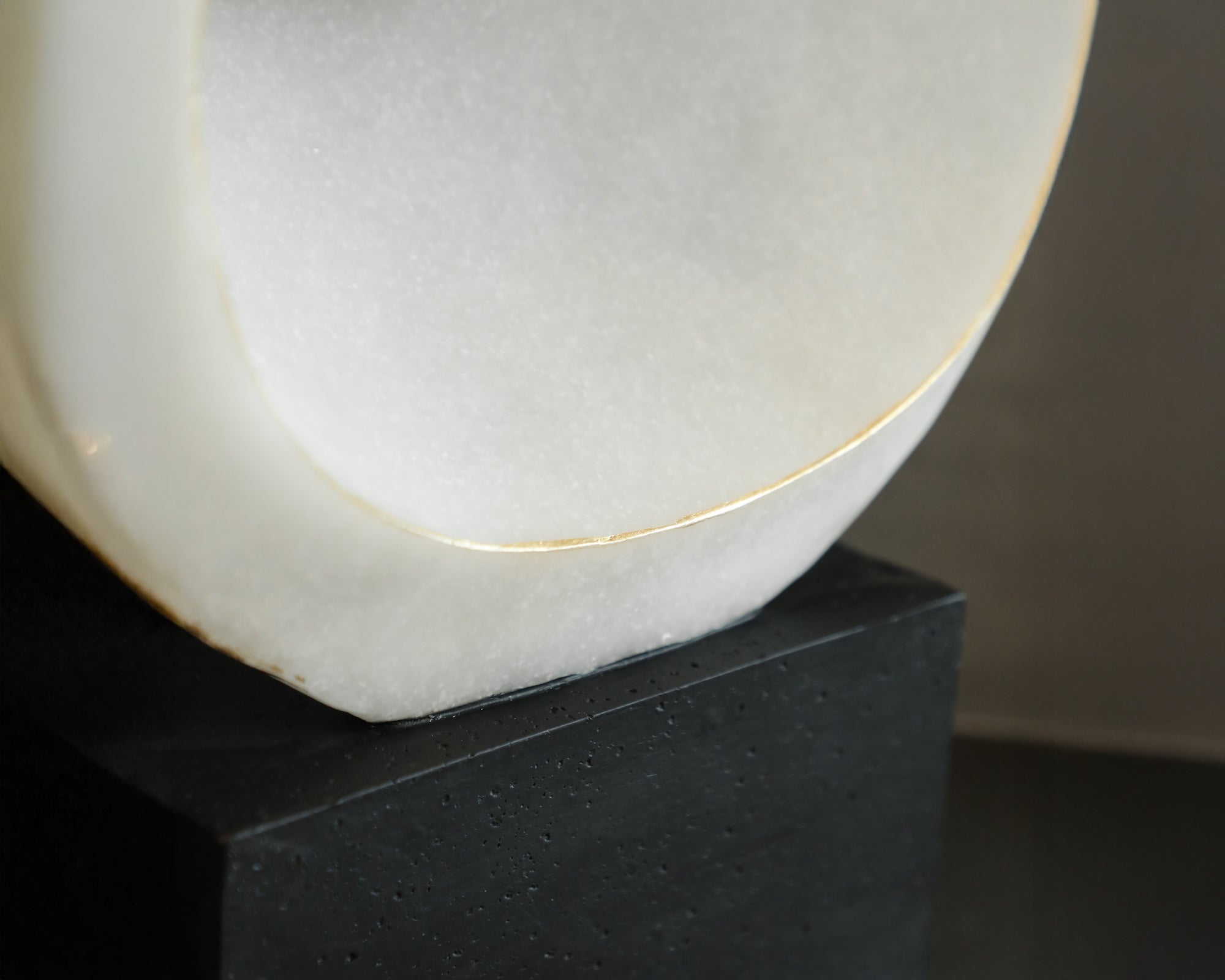 Liang & Eimil Basalto Sculpture – Black & White