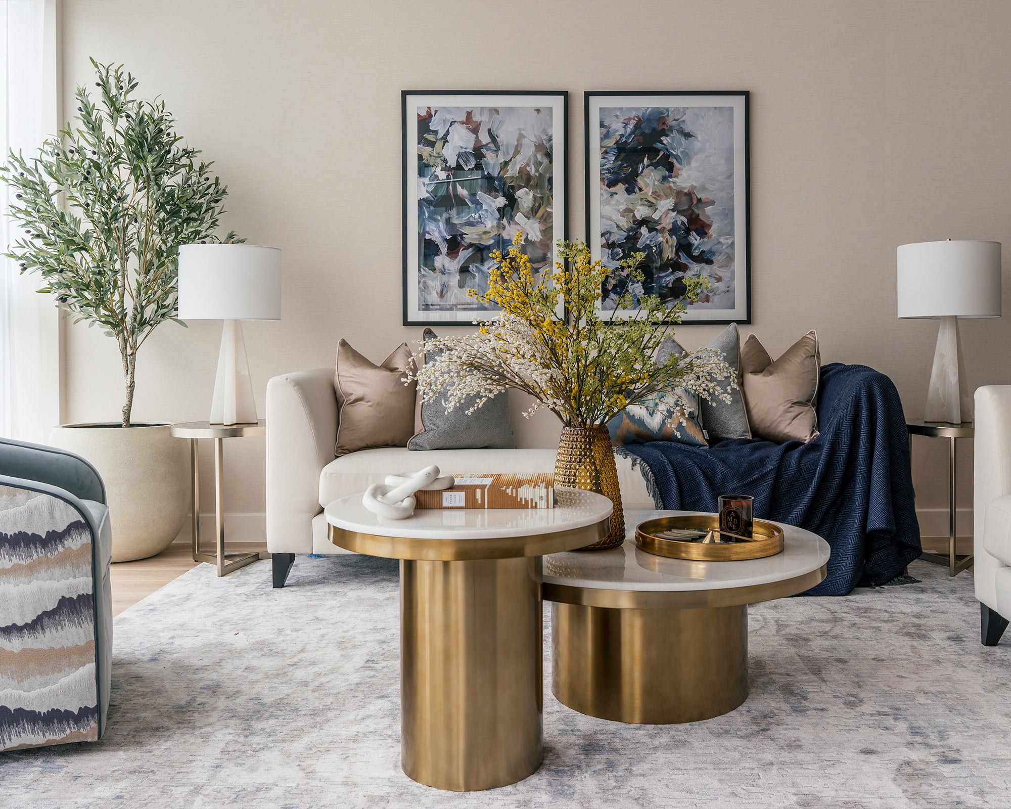 White and brass coffee table sales