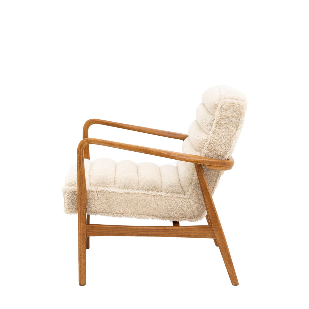 Luella Armchair – Cream Sheepskin