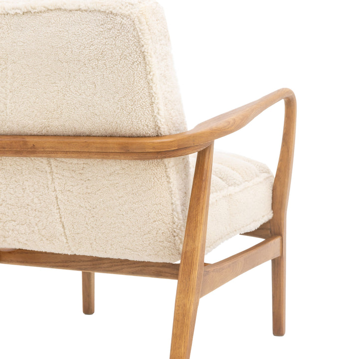 Luella Armchair – Cream Sheepskin