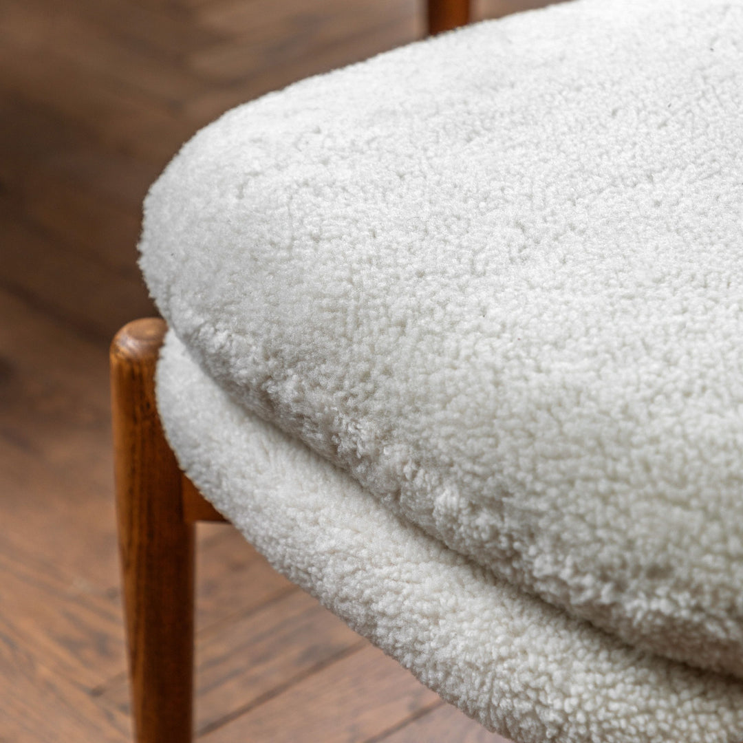 Luella Footstool – Cream Sheepskin