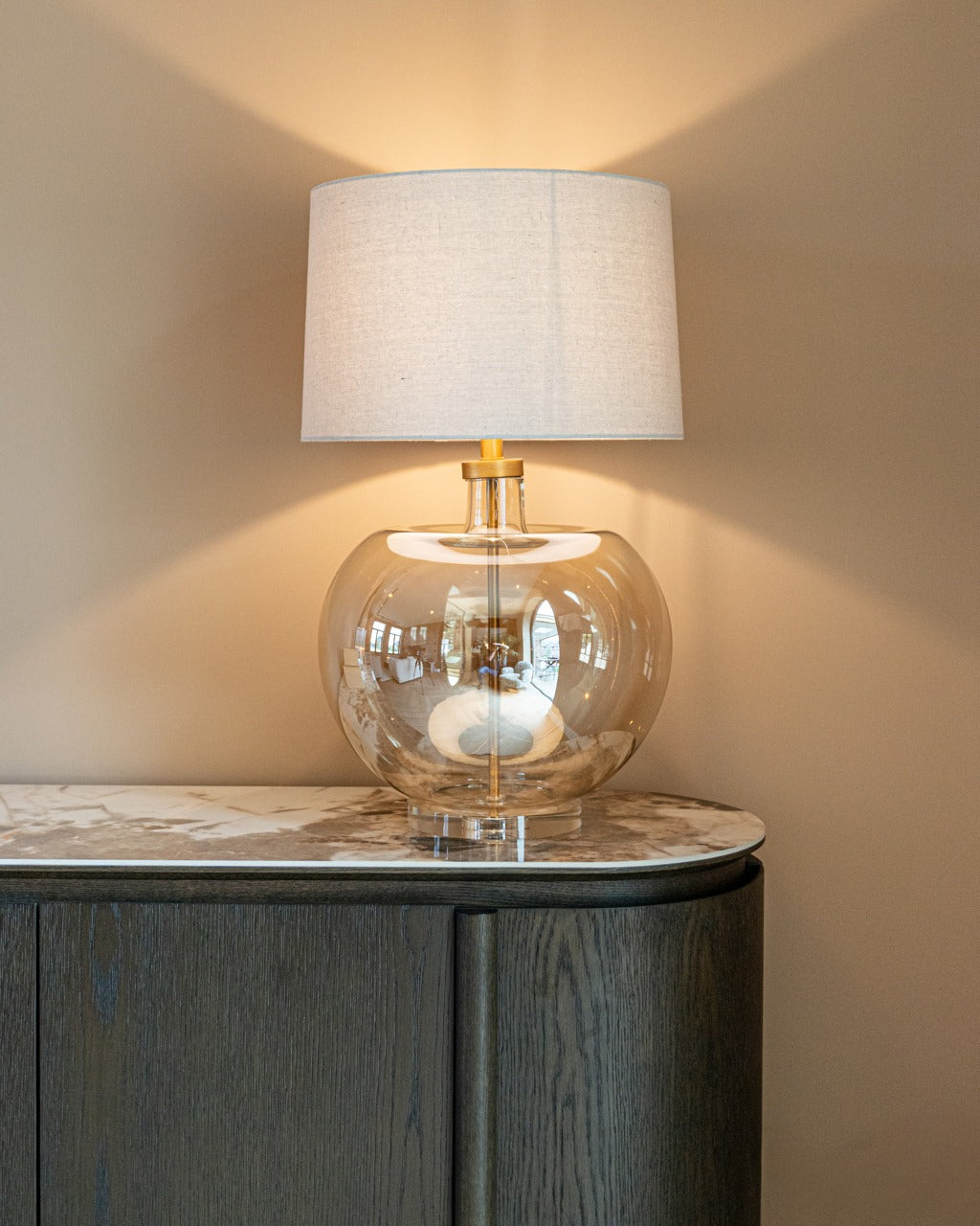 Richmond Interiors Jazzy Table Lamp