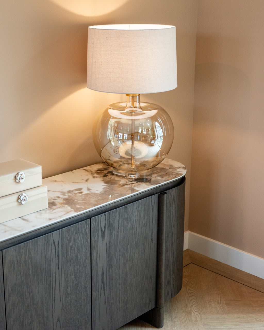 Richmond Interiors Jazzy Table Lamp