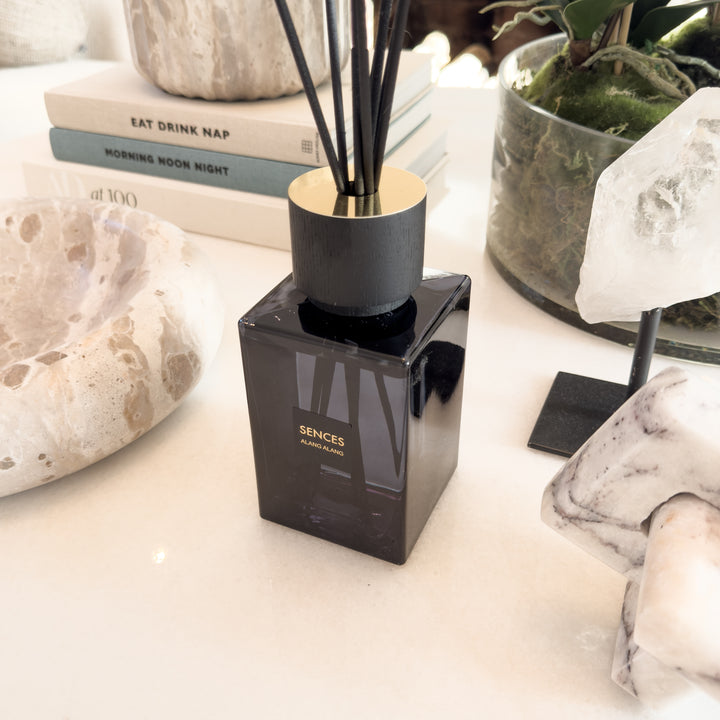 Large Amora Reed Diffuser with Onyx Glass Bottle
