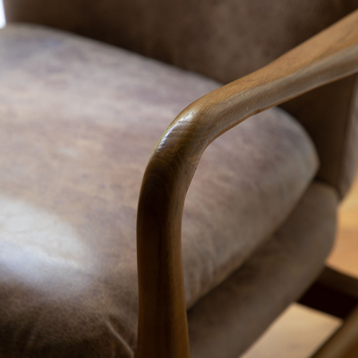 Vaughn Armchair – Brown Leather