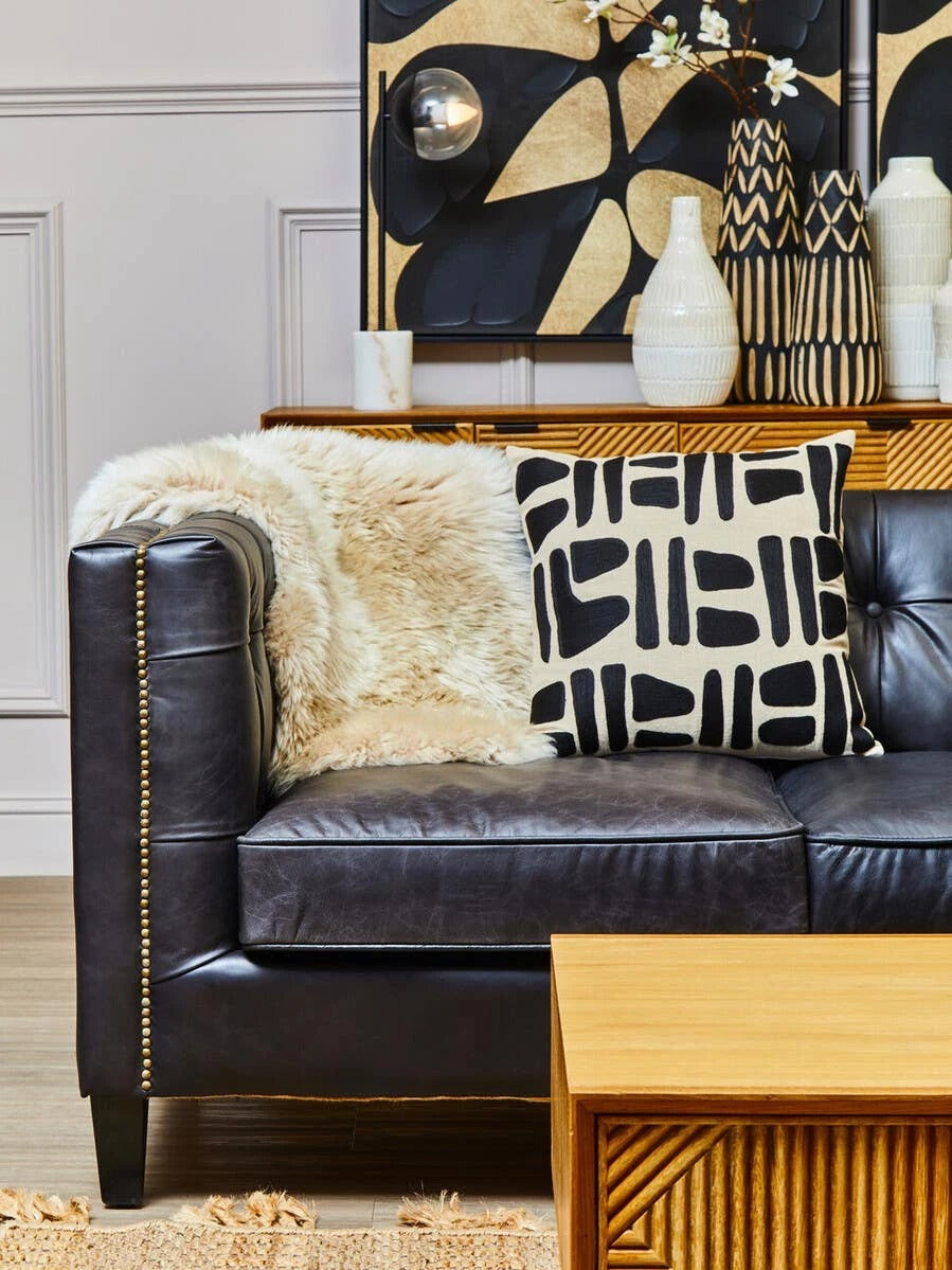 Wendell Three Seater Chesterfield Sofa – Black Leather
